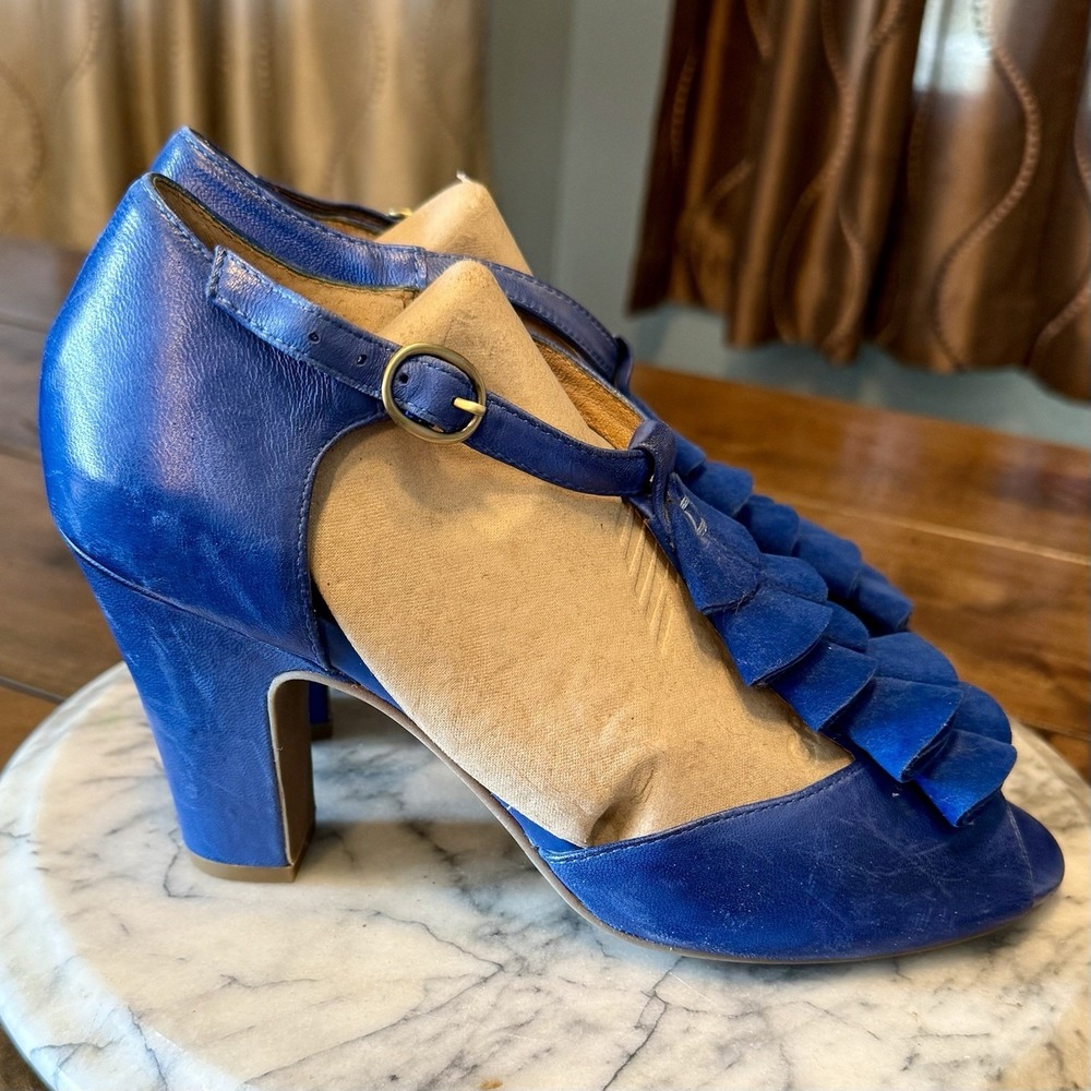 NEW! Miz Mooz Blue Leather Retro Vintage Vibe Sailor T-Strap Ruffle Heels Sz 8